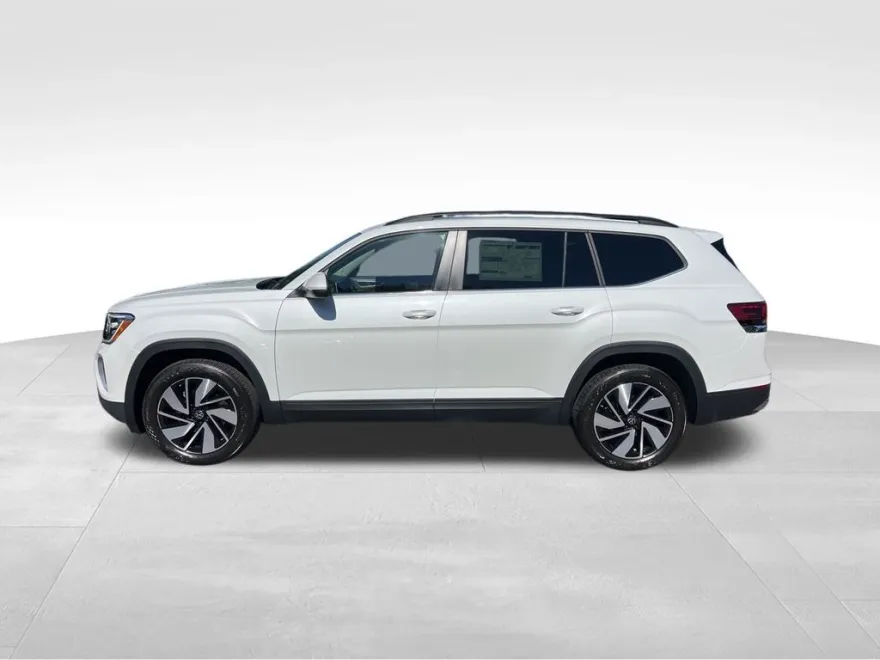 2026 Volkswagen Atlas SE Technology photo 1