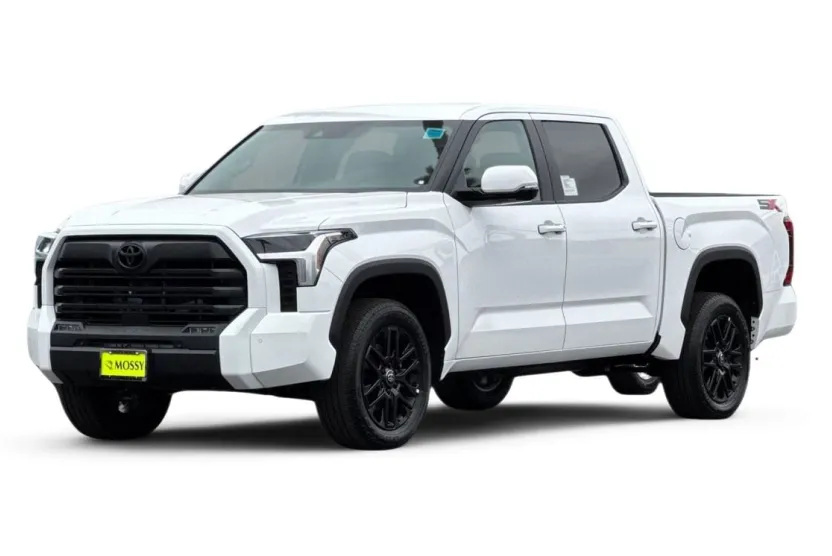2026 Toyota Tundra SR5 CrewMax photo 1