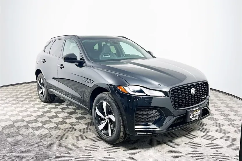 2024 Jaguar F-PACE P250 R-Dynamic S photo 1
