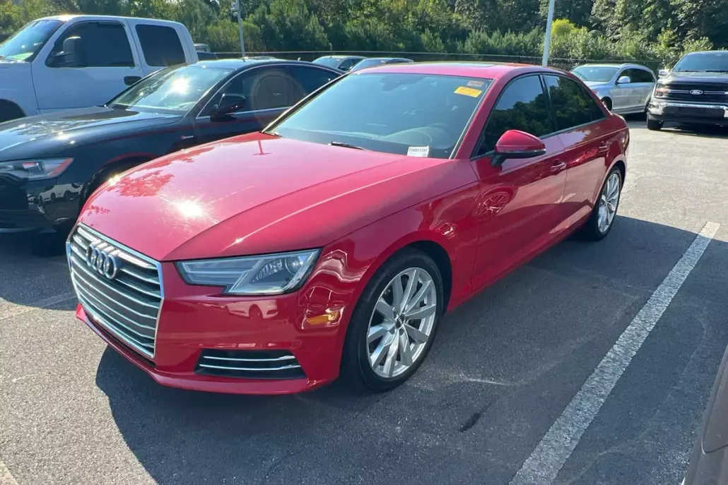 2017 Audi A4 Premium photo 1