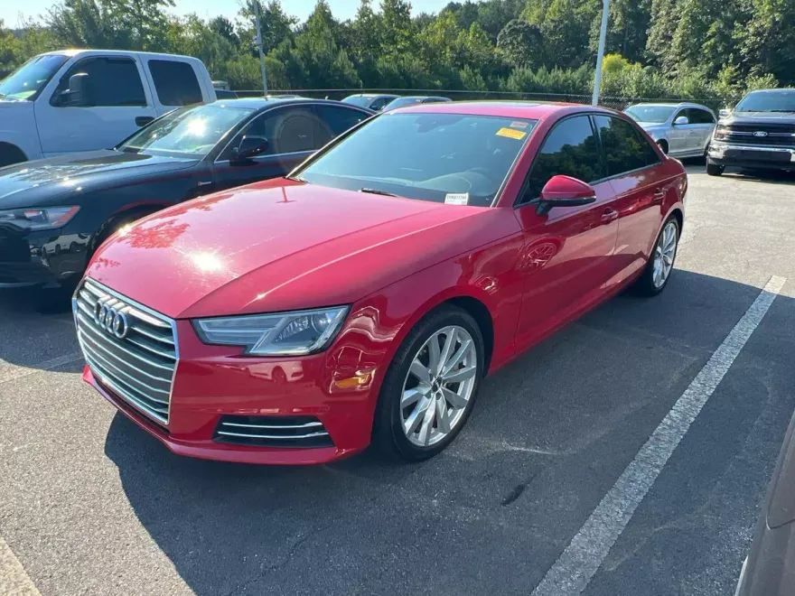 2017 Audi A4 Premium photo 1