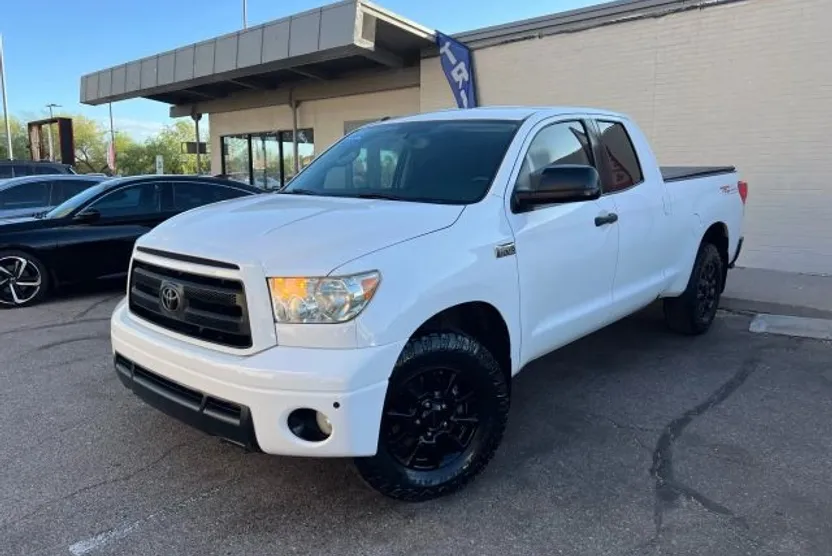 2012 Toyota Tundra Double Cab photo 1