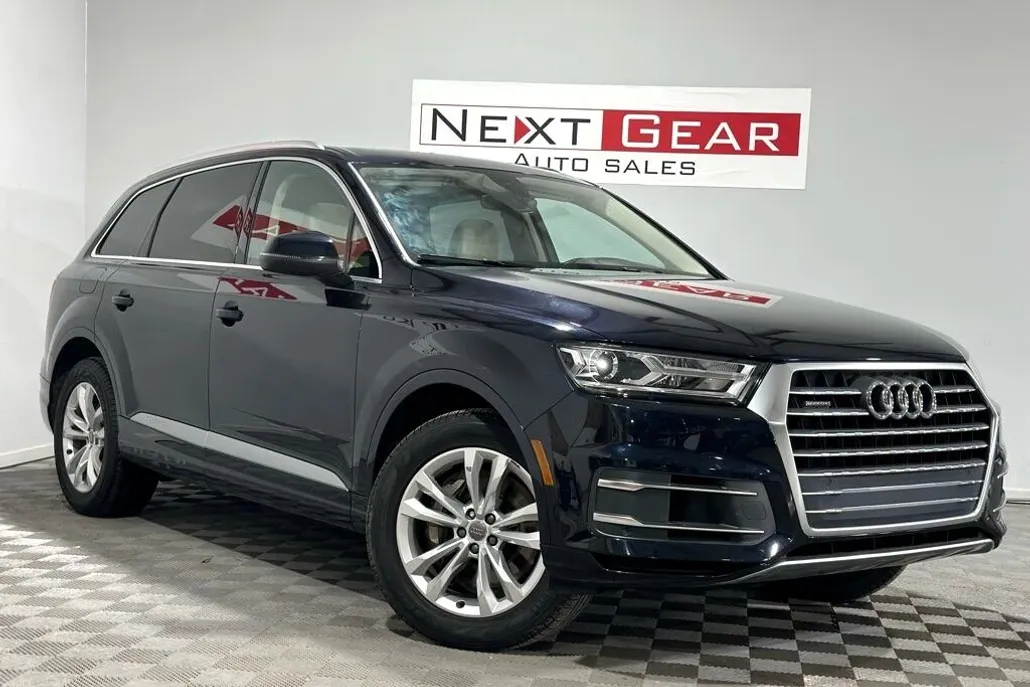 2017 Audi Q7 3.0 Premium photo 1