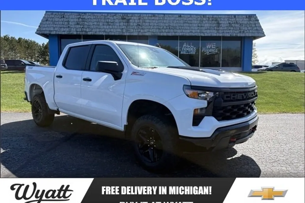 2022 Chevrolet Silverado 1500 Custom Trail Boss photo 1