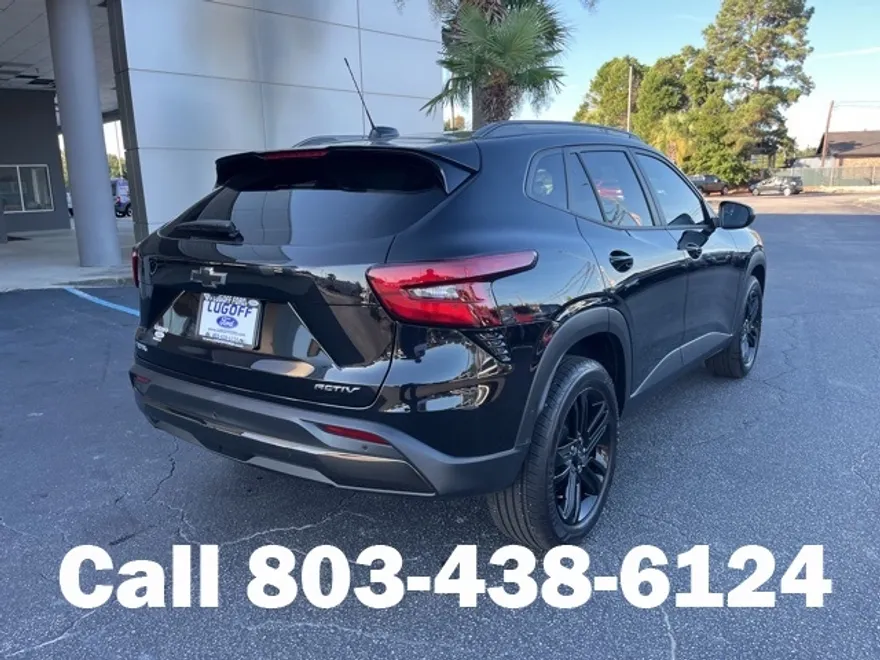 2025 Chevrolet Trax ACTIV photo 1