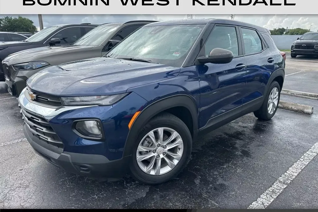 2022 Chevrolet Trailblazer LS photo 1