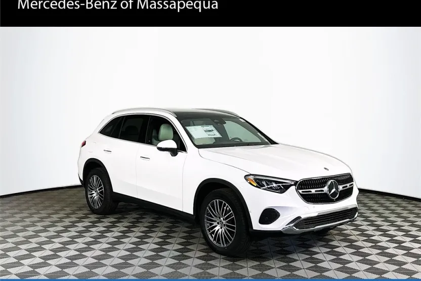 2026 Mercedes Benz GLC 300 4MATIC photo 1