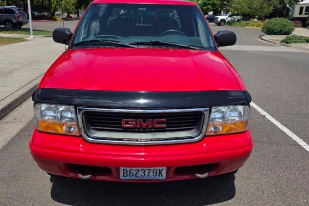 2002 Gmc Sonoma SLS photo 1