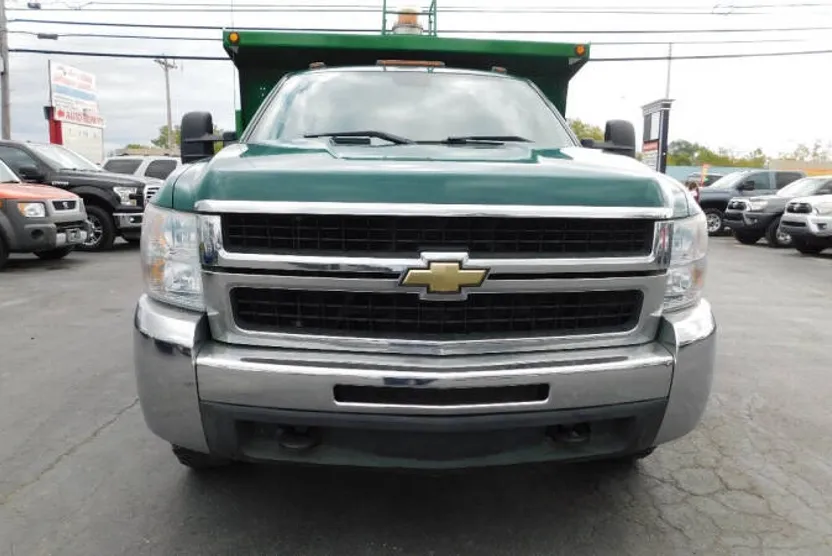 2007 Chevrolet Silverado 3500HD Work Truck photo 1