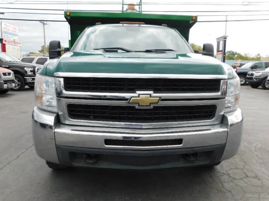 2007 Chevrolet Silverado 3500HD Work Truck photo 1