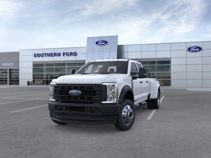 2026 Ford F-450 photo 1