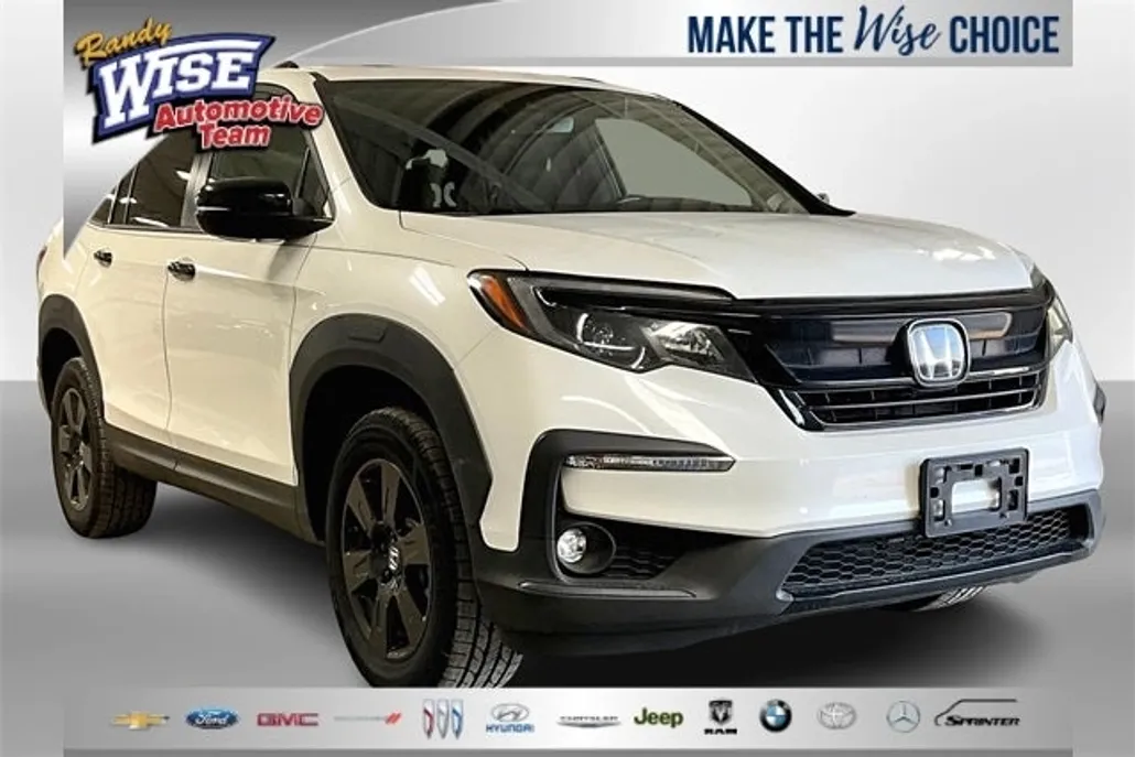 2022 Honda Pilot TrailSport photo 1