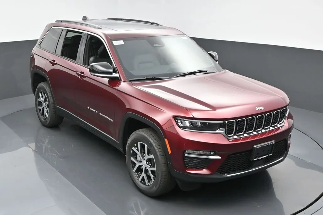 2025 Jeep Grand Cherokee Limited photo 1