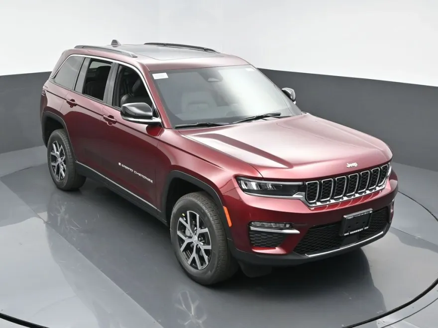 2025 Jeep Grand Cherokee Limited photo 1