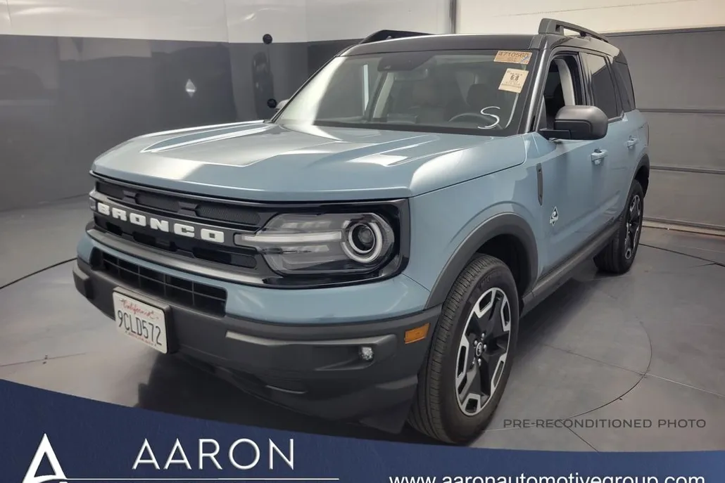 2022 Ford Bronco Sport Outer Banks photo 1