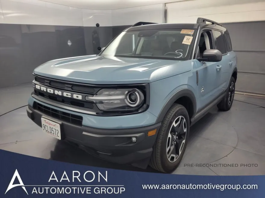 2022 Ford Bronco Sport Outer Banks photo 1