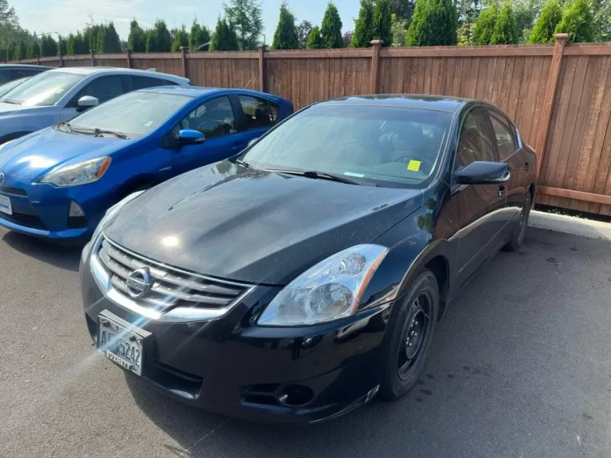 2012 Nissan Altima 2.5 S photo 1