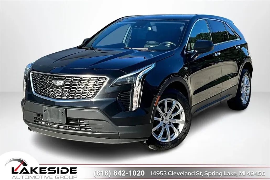 2021 Cadillac XT4 Luxury photo 1