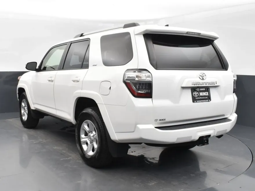 2024 Toyota 4Runner SR5 photo 5