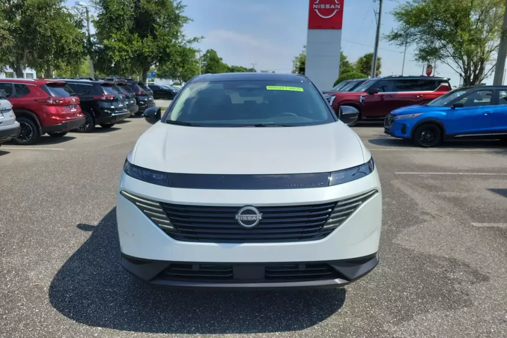 2025 Nissan Murano SL photo 1