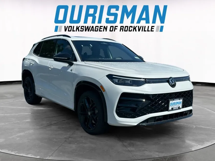 2025 Volkswagen Tiguan SE R-Line Black photo 1