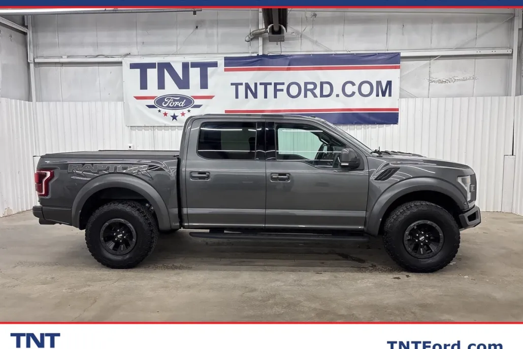 2018 Ford F-150 Raptor photo 1