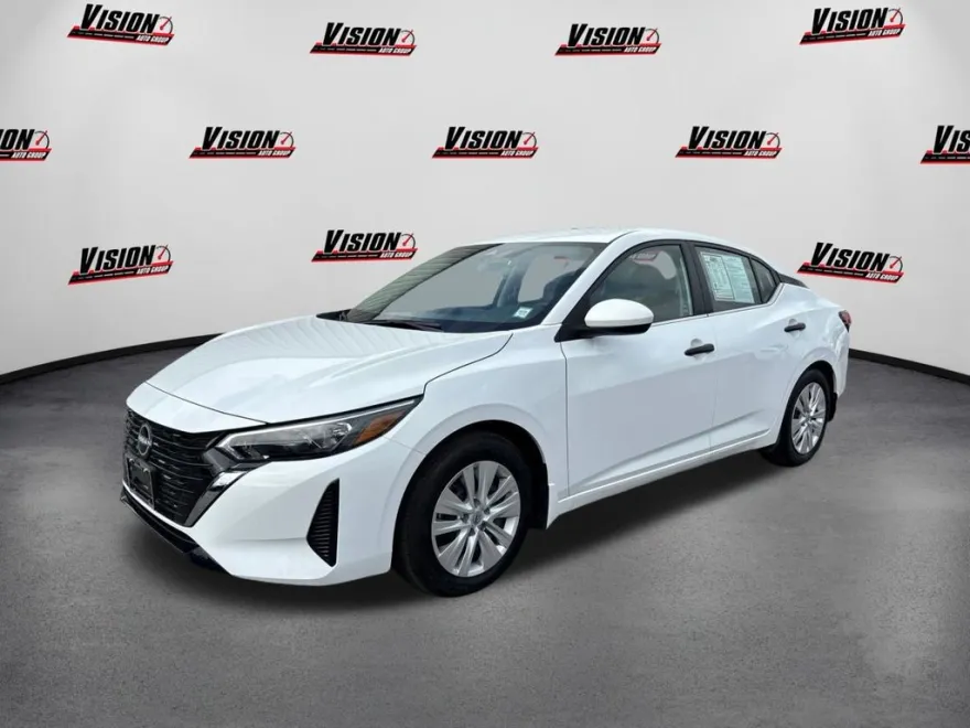 2025 Nissan Sentra S photo 1