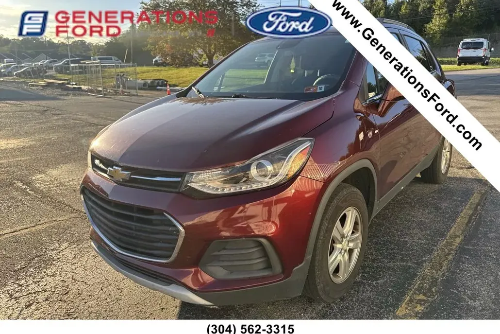 2017 Chevrolet Trax LT photo 1