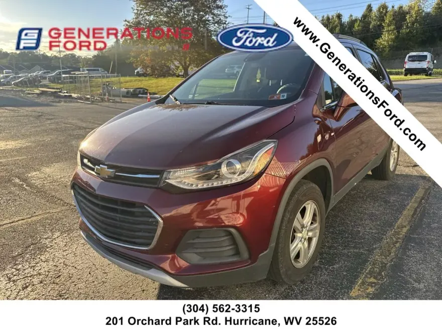 2017 Chevrolet Trax LT photo 1