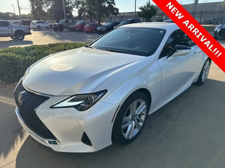 2024 Lexus RC 300 photo 1