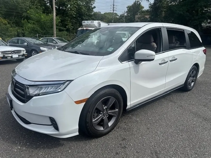 2021 Honda Odyssey EX photo 1