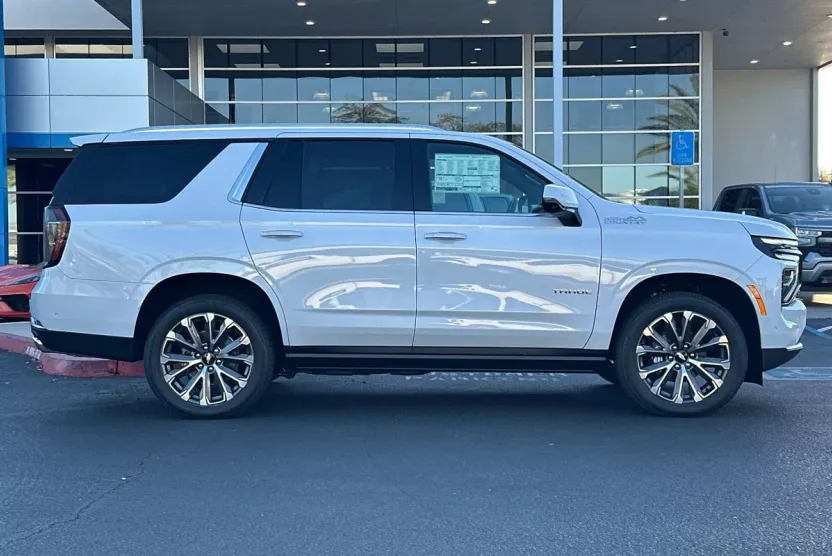 2026 Chevrolet Tahoe High Country photo 1