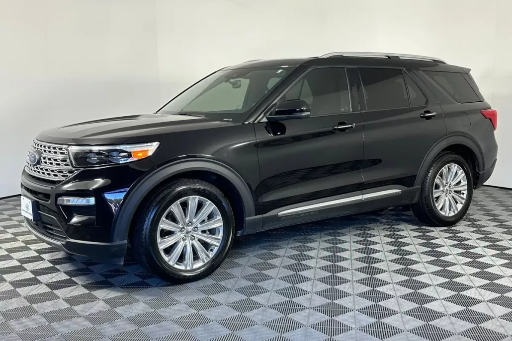 2020 Ford Explorer Limited photo 1