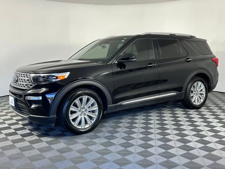 2020 Ford Explorer Limited photo 1