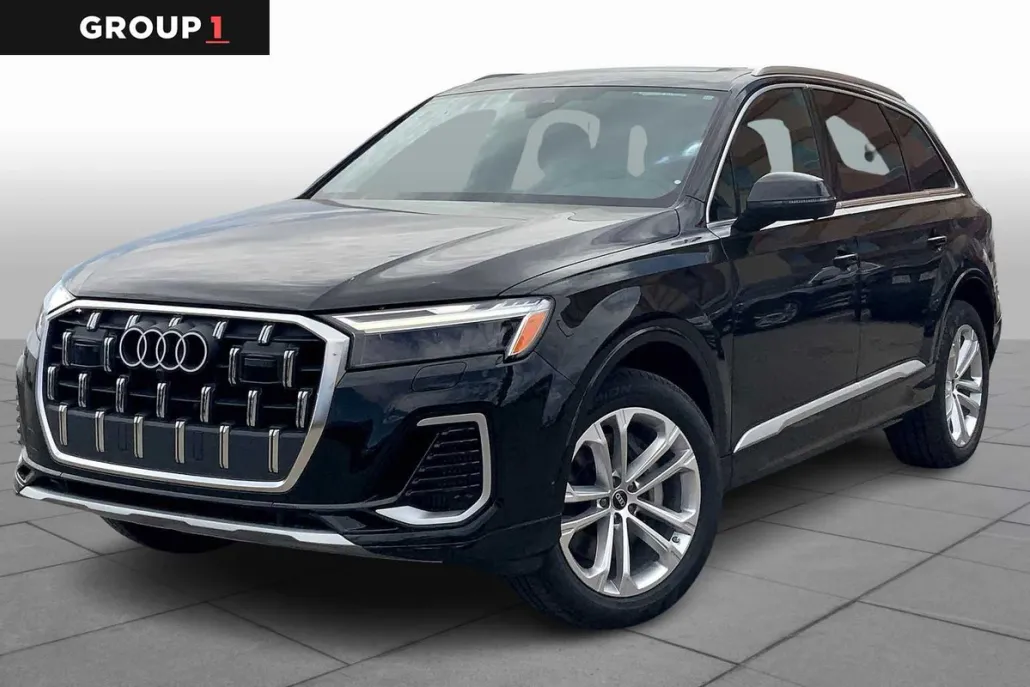 2025 Audi Q7 55 Premium Plus photo 1