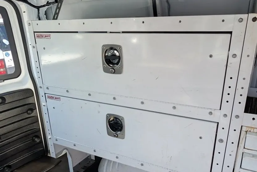 2017 Chevrolet Express 2500 Cargo Van photo 1