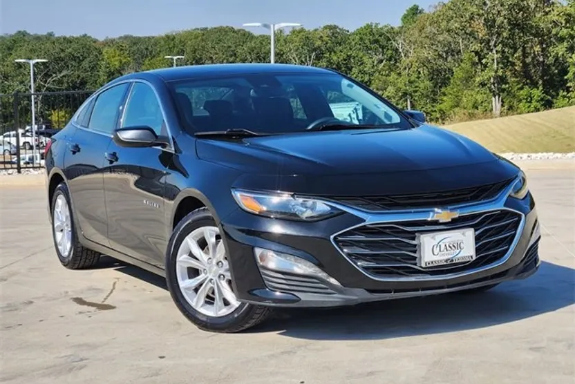 2023 Chevrolet Malibu 1LT photo 1