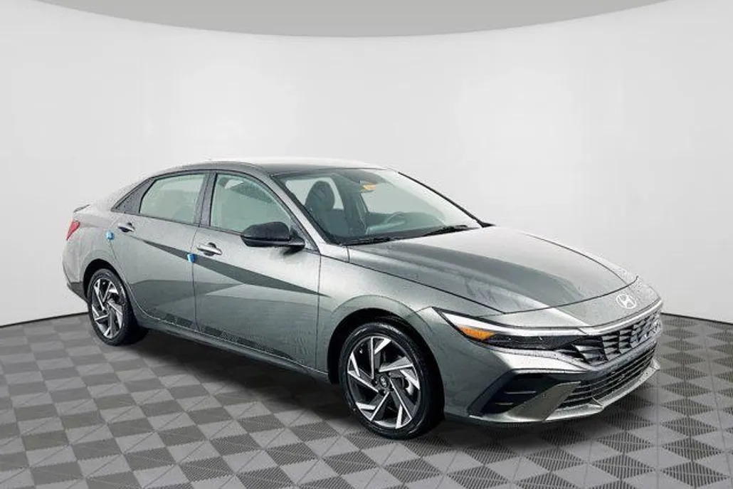 2025 Hyundai Elantra Hybrid SEL Sport photo 1