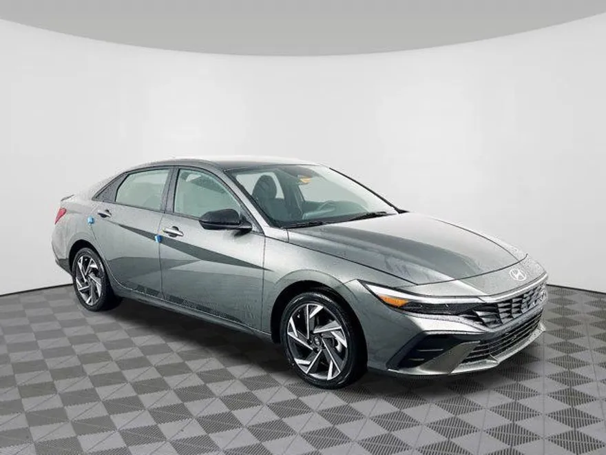 2025 Hyundai Elantra Hybrid SEL Sport photo 1
