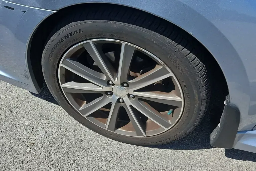 2013 Subaru Legacy 2.5i Sport photo 1