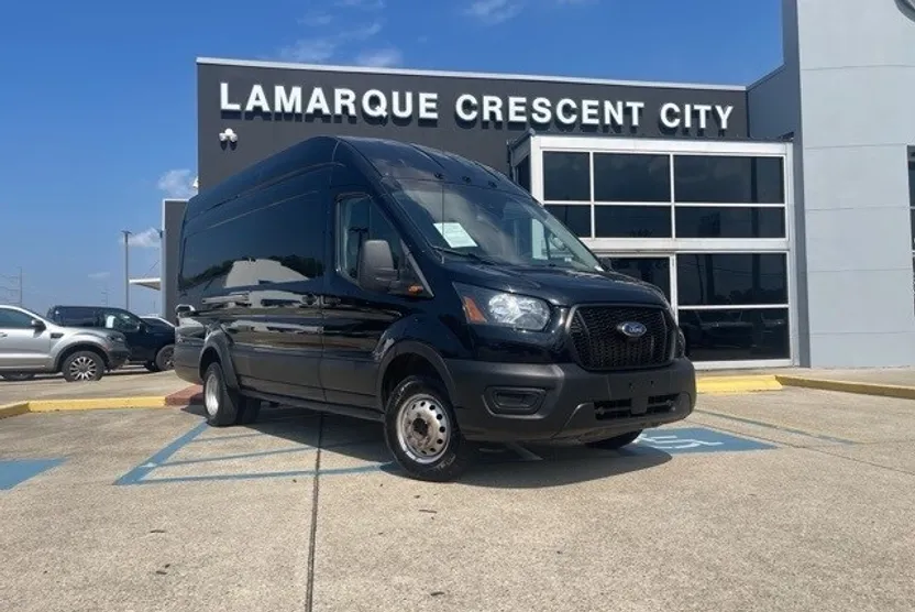 2023 Ford Transit photo 1