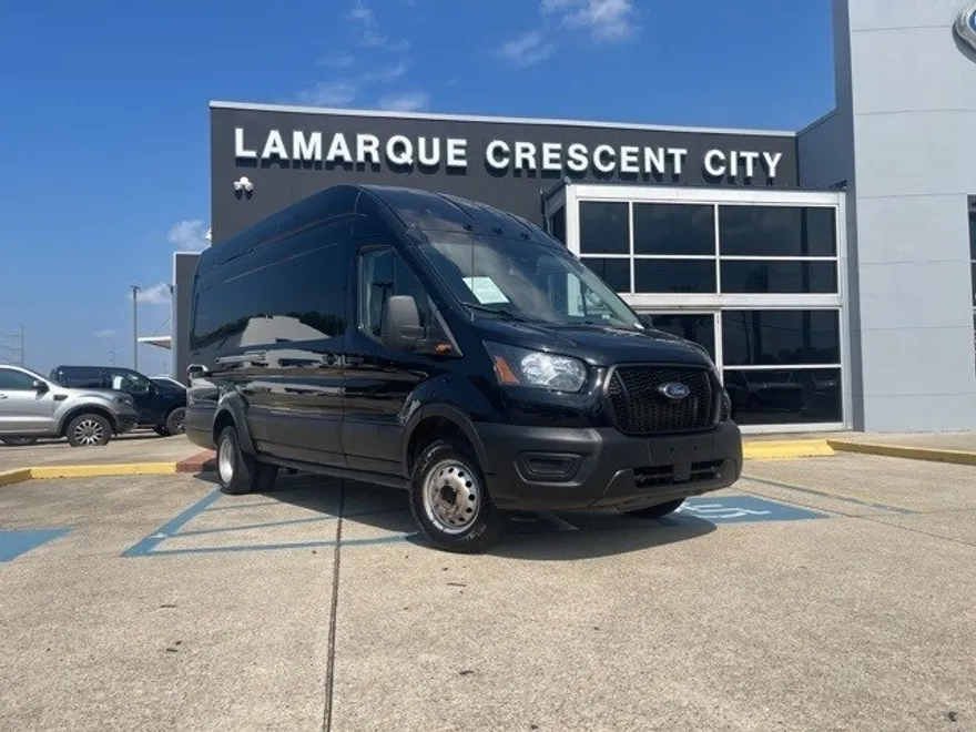 2023 Ford Transit photo 1