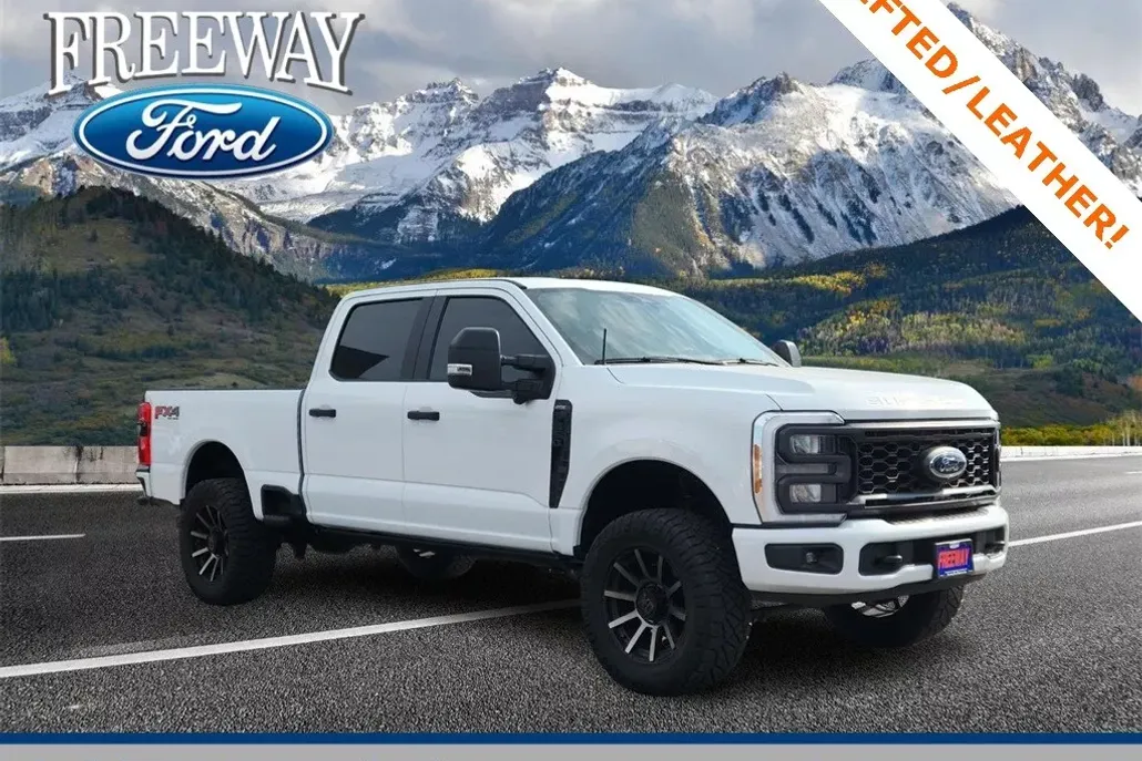 2023 Ford F-250 photo 1