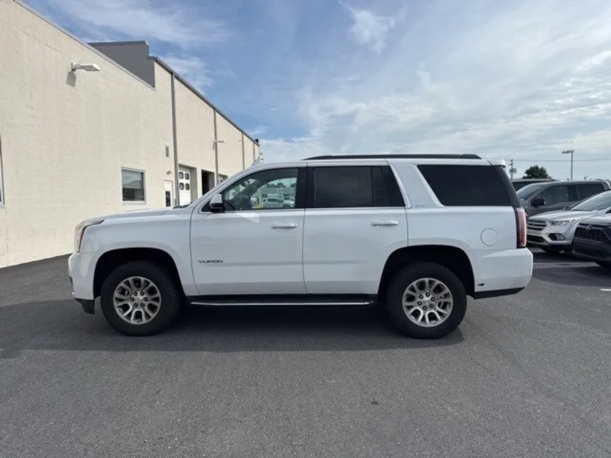 2020 Gmc Yukon SLT photo 1