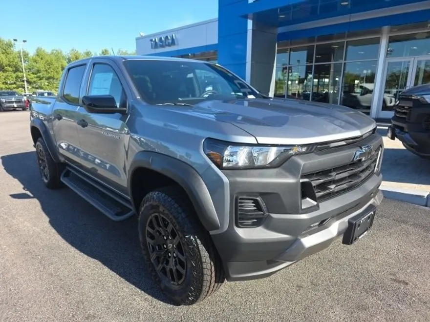 2026 Chevrolet Colorado Trail Boss photo 1