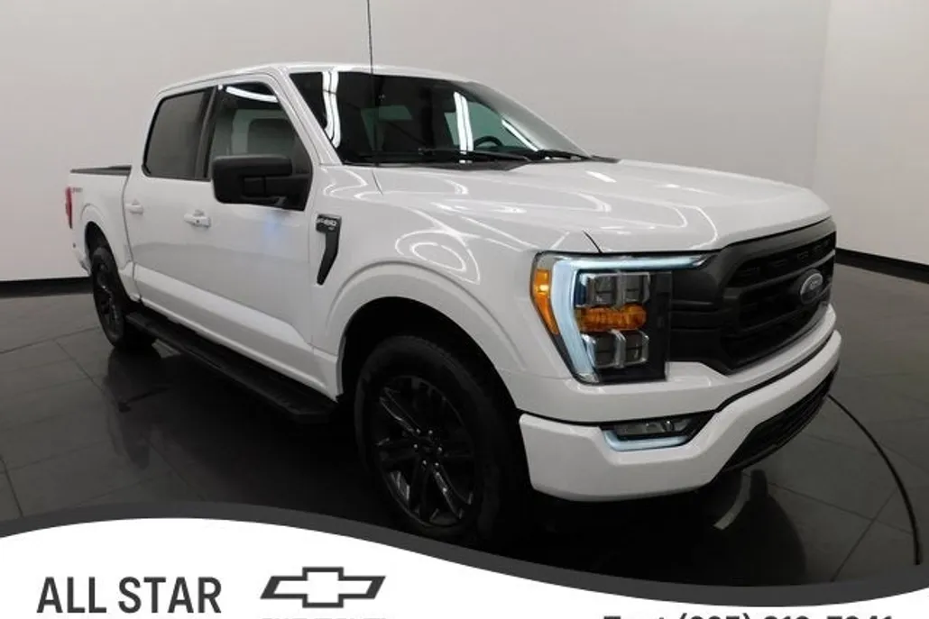 2023 Ford F-150 XLT photo 1