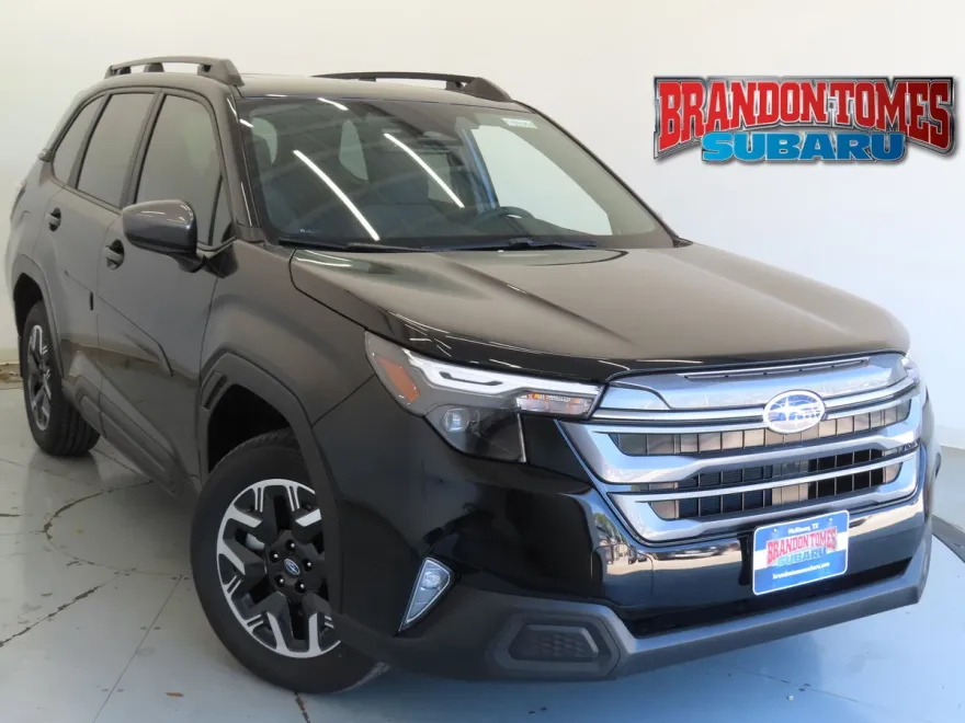2025 Subaru Forester Premium Base photo 1