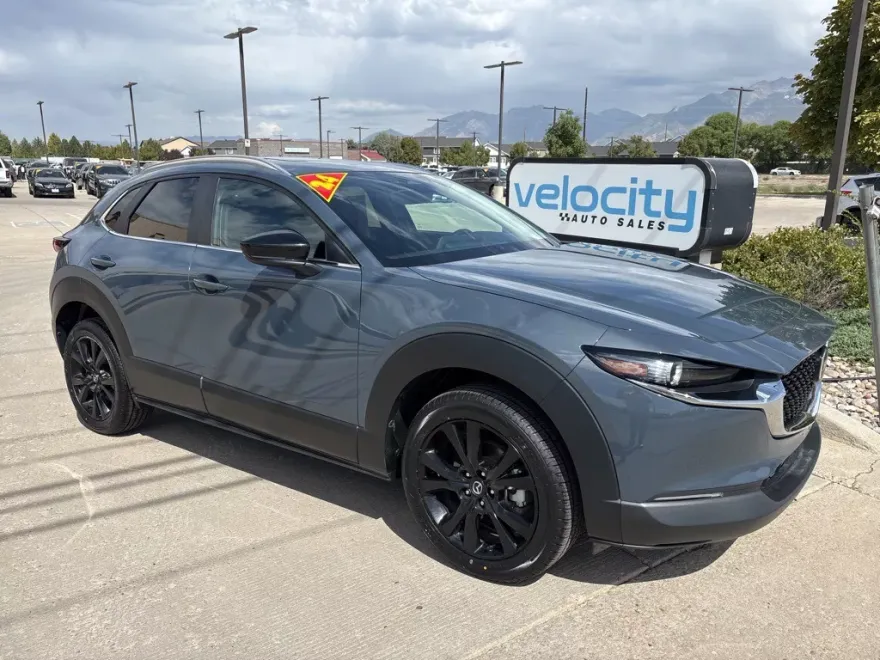 2024 Mazda CX-30 2.5 S Carbon photo 1
