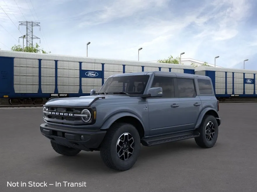 2025 Ford Bronco Outer Banks photo 1