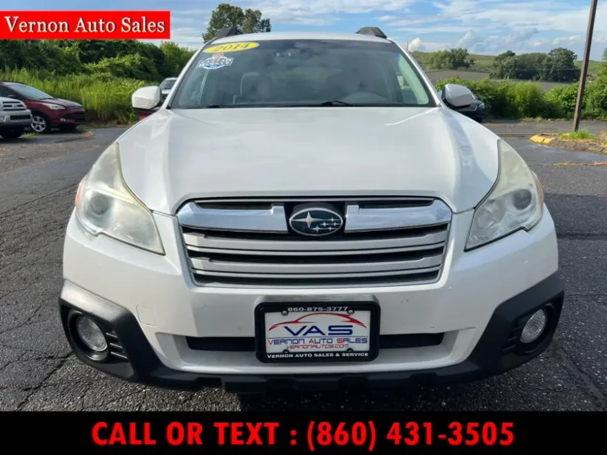 2014 Subaru Outback 2.5i Premium photo 1